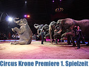 Circus Krone - die 1. Winterspielzeit 2014 begann mit einer Premiere am 25.12.2013 (©Foto: Martin Schmitz)